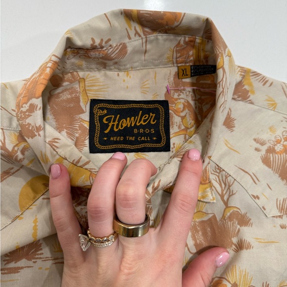 Howler bros - H Bar B Snap shirt - Coyotes - Desert - Picture 3 of 5